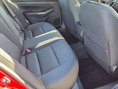 Used 2024 Nissan Altima 2.5 SV w/ SV Premium Package image 14