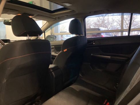 Used 2016 Subaru Crosstrek 2.0i Premium w/ Moonroof Package image 3
