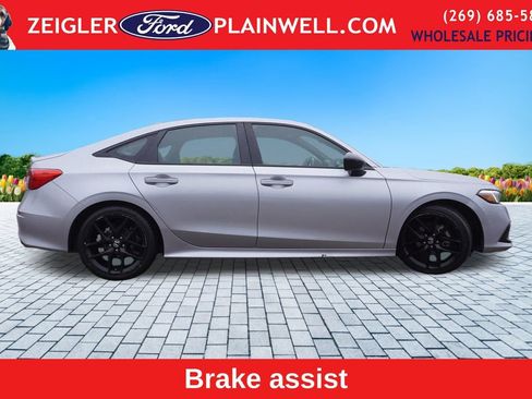 Used 2024 Honda Civic Sport image 6