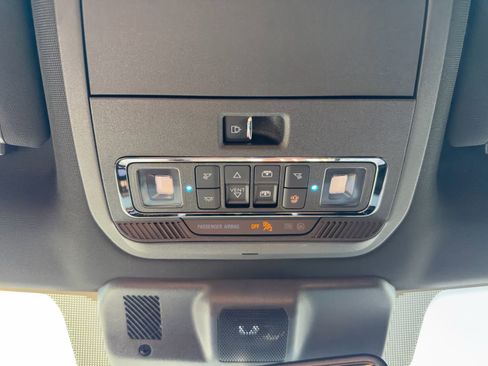 Used 2024 Ford F150 Raptor AWD/4WD image 30
