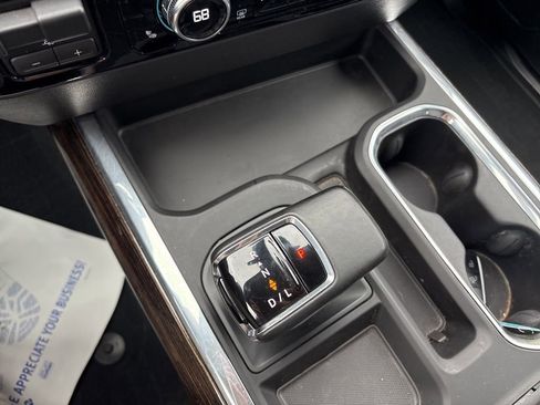 Used 2023 GMC Sierra 1500 Elevation image 36