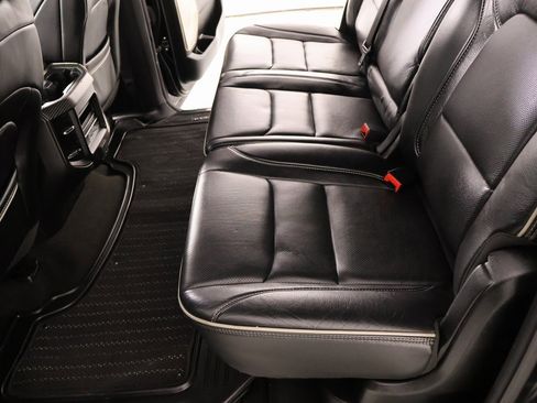 Used 2021 RAM 1500 Limited w/ Night Edition image 13