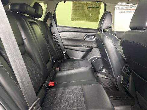 Used 2024 Nissan Rogue Platinum w/ Platinum Premium Package image 24