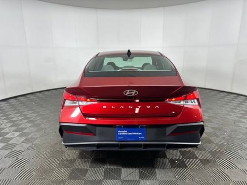 Certified 2024 Hyundai Elantra SEL image 4