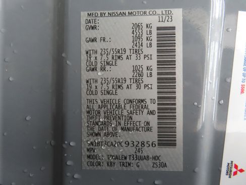 Used 2023 Nissan Rogue SL w/ SL Premium Package image 29