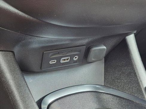 Used 2024 Chevrolet Malibu LT FWD image 15