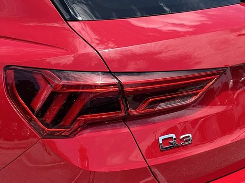 Used 2023 Audi Q3 2.0T Premium AWD/4WD image 32