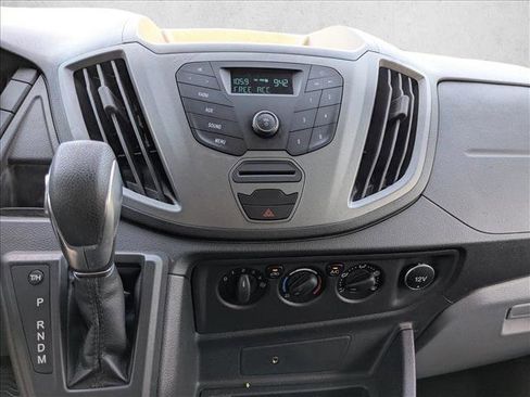 Used 2018 Ford Transit 150 XL RWD image 8