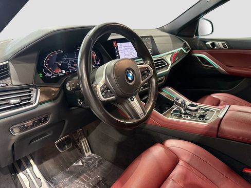 Used 2022 BMW X6 xDrive40i w/ Executive Package AWD/4WD image 9