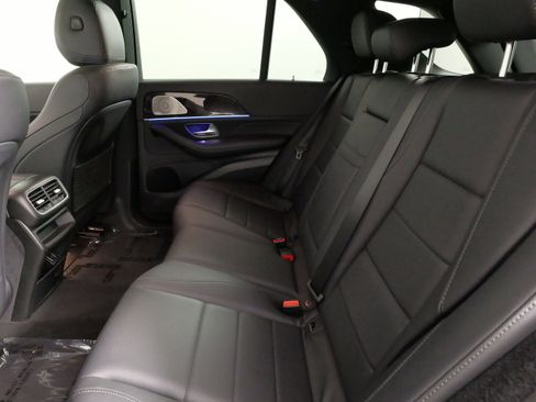 Used 2021 Mercedes-Benz GLE 450 4MATIC image 34