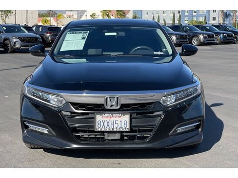 Certified 2018 Honda Accord EX image 9