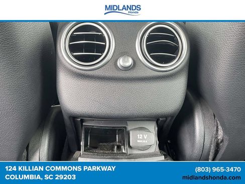 Used 2019 Mercedes-Benz C 300 Sedan image 11