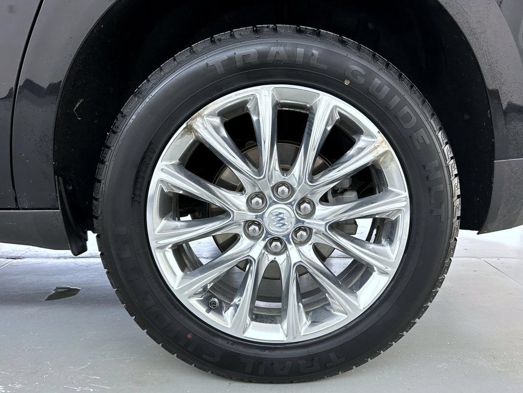 Used 2021 Buick Enclave Premium w/ Sun and Sites Package AWD/4WD image 23