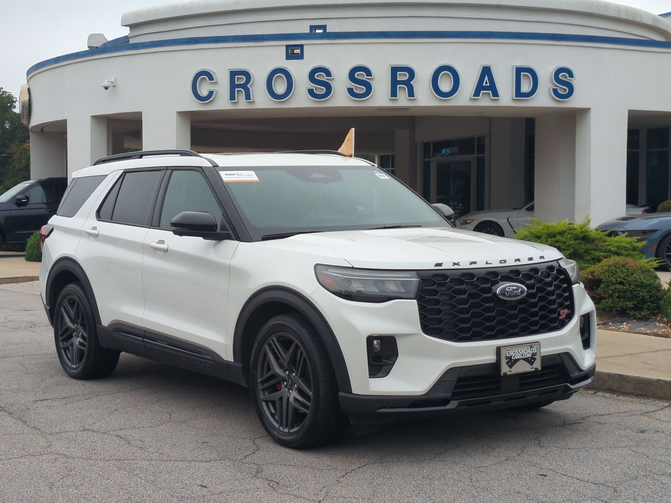 Certified 2025 Ford Explorer ST w/ Sun And Sound Package AWD/4WD image 1