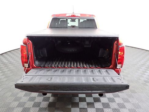 Used 2023 Chevrolet Colorado LT w/ LT Convenience Package AWD/4WD image 16