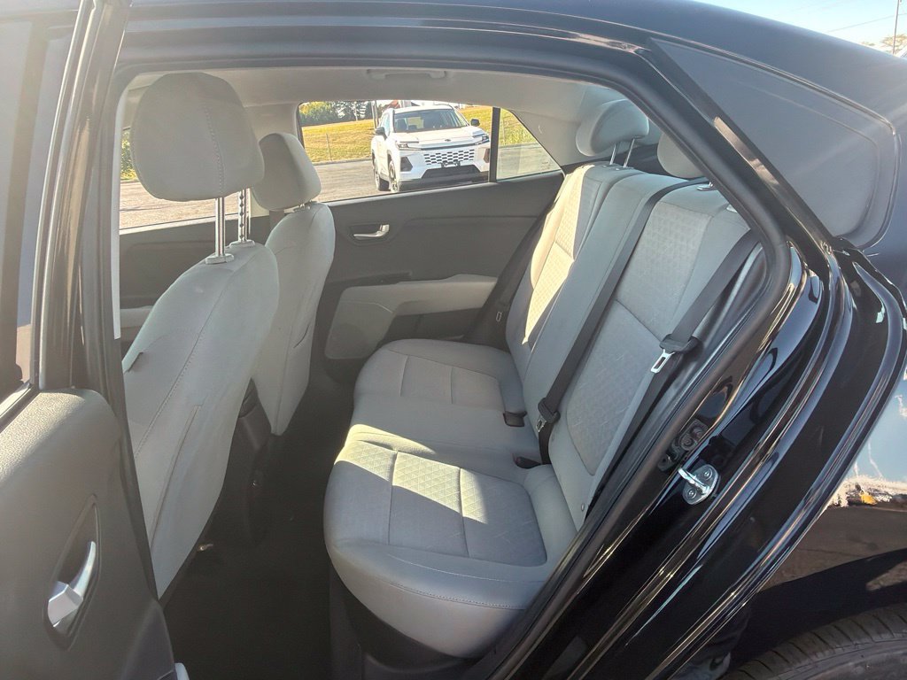 Used 2023 Kia Rio S FWD image 10