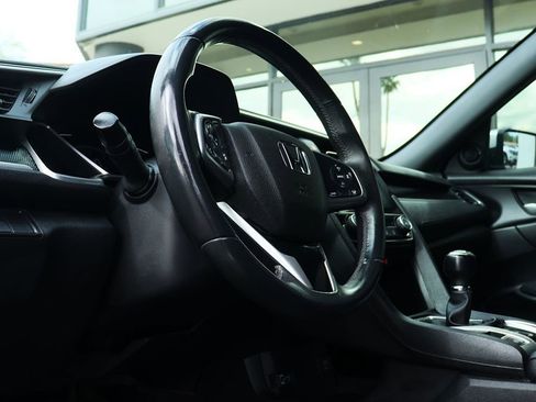 Used 2019 Honda Civic Sport image 39