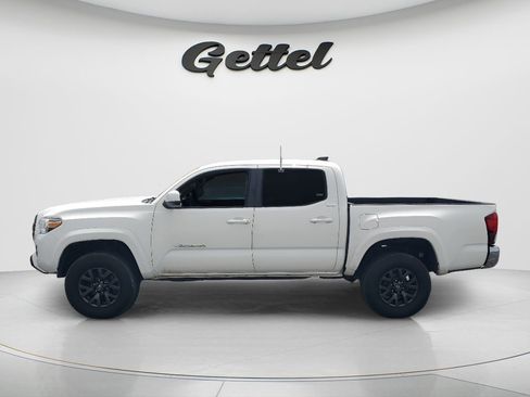 Used 2021 Toyota Tacoma SR5 RWD image 8