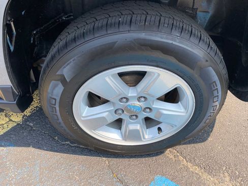 Used 2017 Jeep Compass Sport w/ Power Value Group FWD image 34