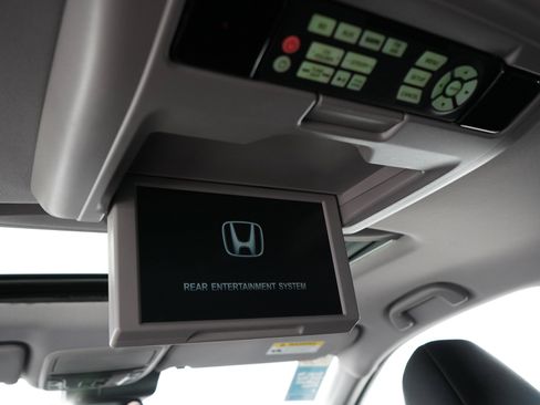 Used 2017 Honda Pilot Elite image 17