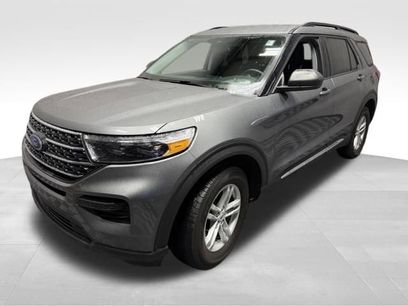 Used 2024 Ford Explorer XLT w/ Class IV Trailer Tow Package