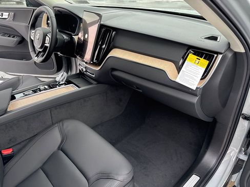 New 2026 Volvo XC60 T8 Plus w/ Protection Package Premier AWD/4WD image 39