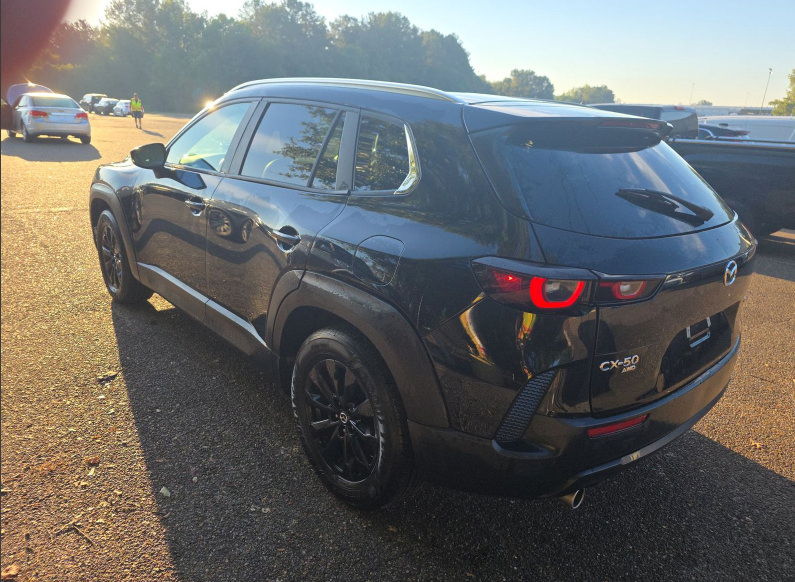 Used 2025 MAZDA CX-50 AWD 2.5 S w/ Preferred Package image 3