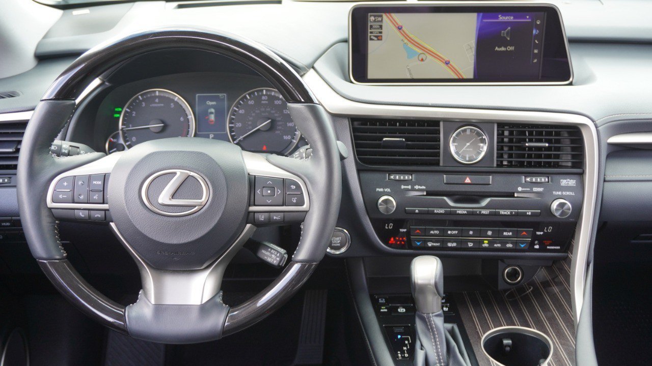 Used 2019 Lexus RX 350L Luxury w/ Accessory Package AWD/4WD image 31