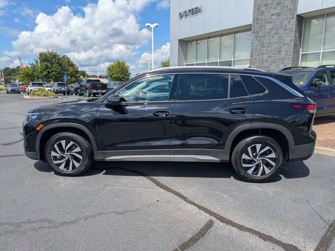 Used 2026 Volkswagen Tiguan S AWD/4WD image 8