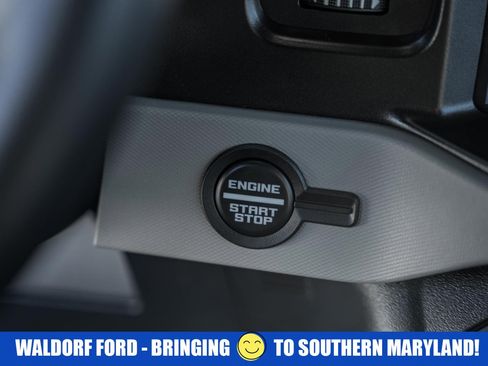 Used 2023 Ford Bronco Badlands image 26