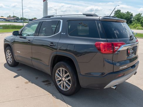 Used 2017 GMC Acadia SLE w/ Driver Alert Package I FWD image 21