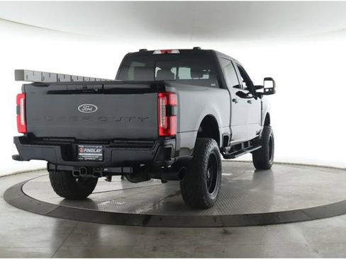 Used 2024 Ford F250 Lariat w/ Lariat Ultimate Package AWD/4WD image 4