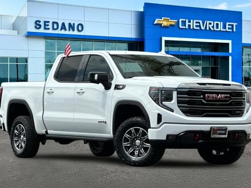 Used 2024 GMC Sierra 1500 AT4 w/ Technology Package AWD/4WD image 2