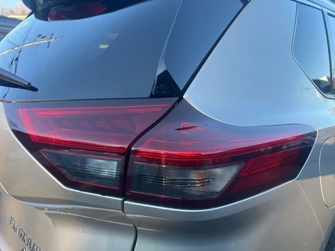 New 2026 Nissan Rogue Platinum w/ Platinum Premium Package image 16