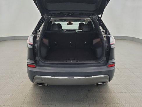 Used 2019 Jeep Cherokee Limited AWD/4WD image 29