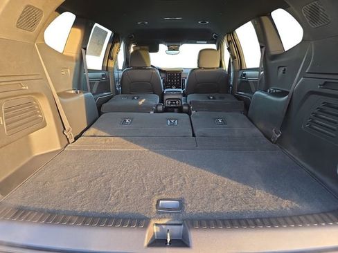 New 2026 GMC Acadia Denali w/ Super Cruise Package image 38