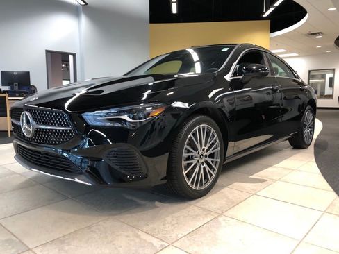 New 2025 Mercedes-Benz CLA 250 4MATIC image 3