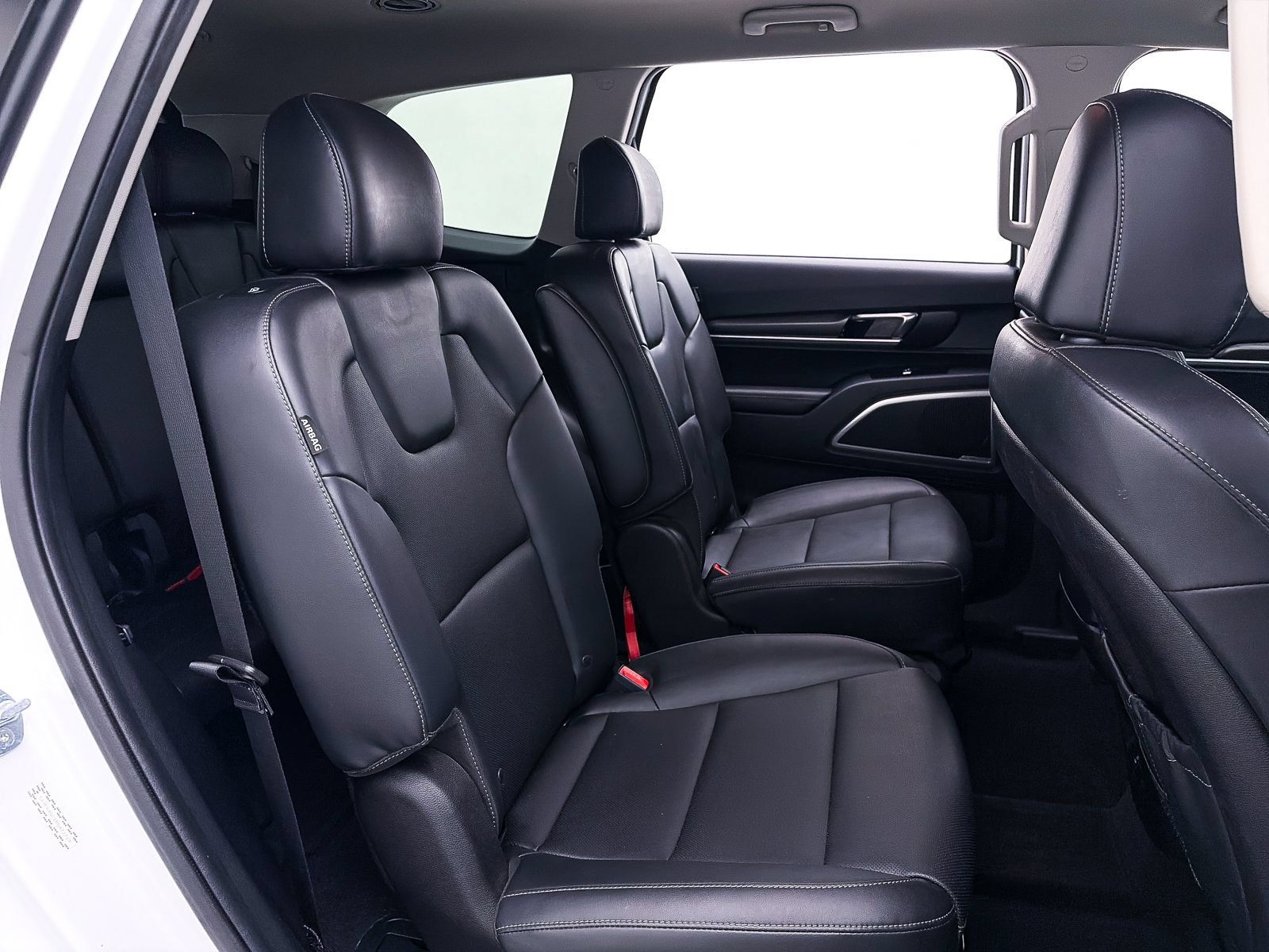 Used 2024 Kia Telluride S FWD image 39
