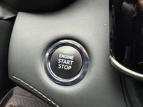 Certified 2023 Toyota Highlander XLE image 29