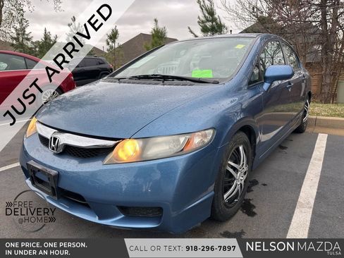 Used 2011 Honda Civic LX image 1