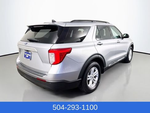 Used 2022 Ford Explorer XLT image 5