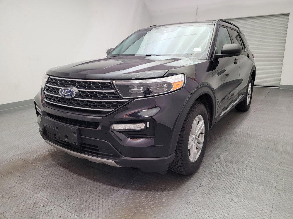 Used 2024 Ford Explorer XLT w/ Equipment Group 202A AWD/4WD image 15