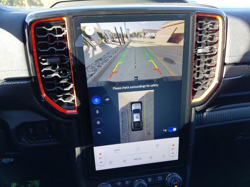 New 2025 Ford Ranger Raptor image 17