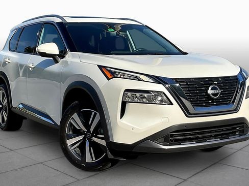 Used 2023 Nissan Rogue SL w/ SL Premium Package FWD image 3