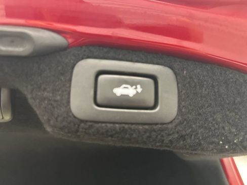 Used 2013 Lexus LS 460 AWD w/ Comfort Pkg image 28