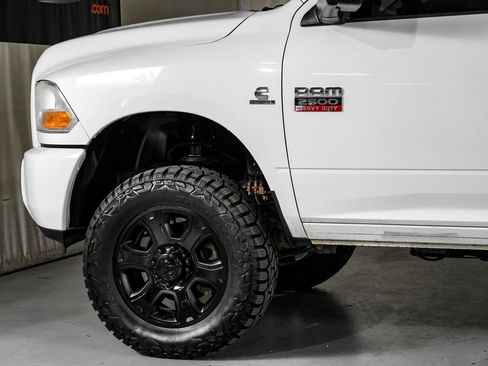 Used 2011 RAM 2500 ST w/ Cold Weather Group AWD/4WD image 12