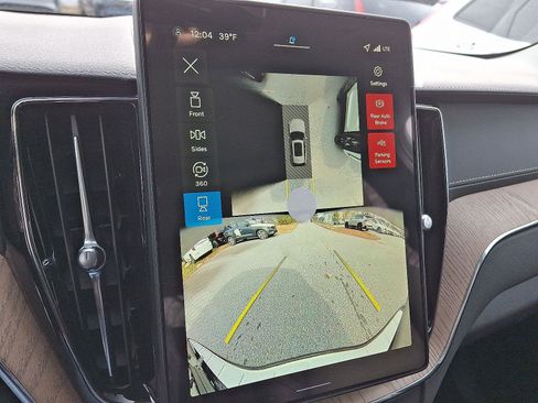 New 2026 Volvo XC60 B5 Ultra w/ Protection Package Premier image 13