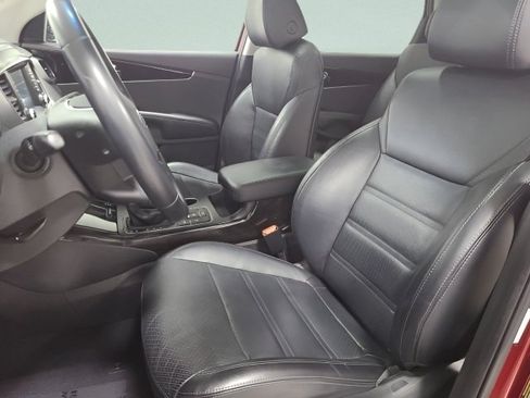 Used 2020 Kia Sorento EX AWD/4WD image 19