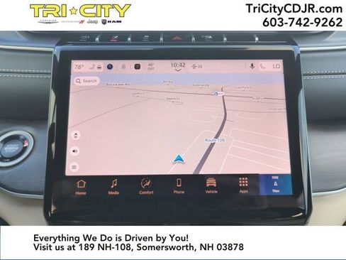 New 2025 Jeep Grand Cherokee Limited image 18