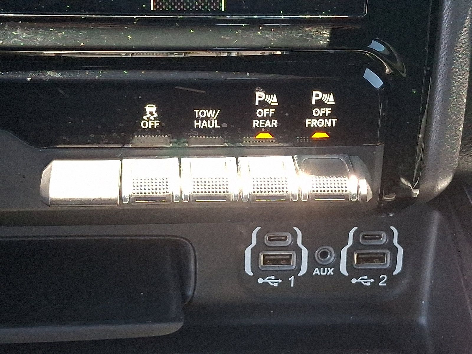 Used 2023 RAM 1500 Big Horn AWD/4WD image 25
